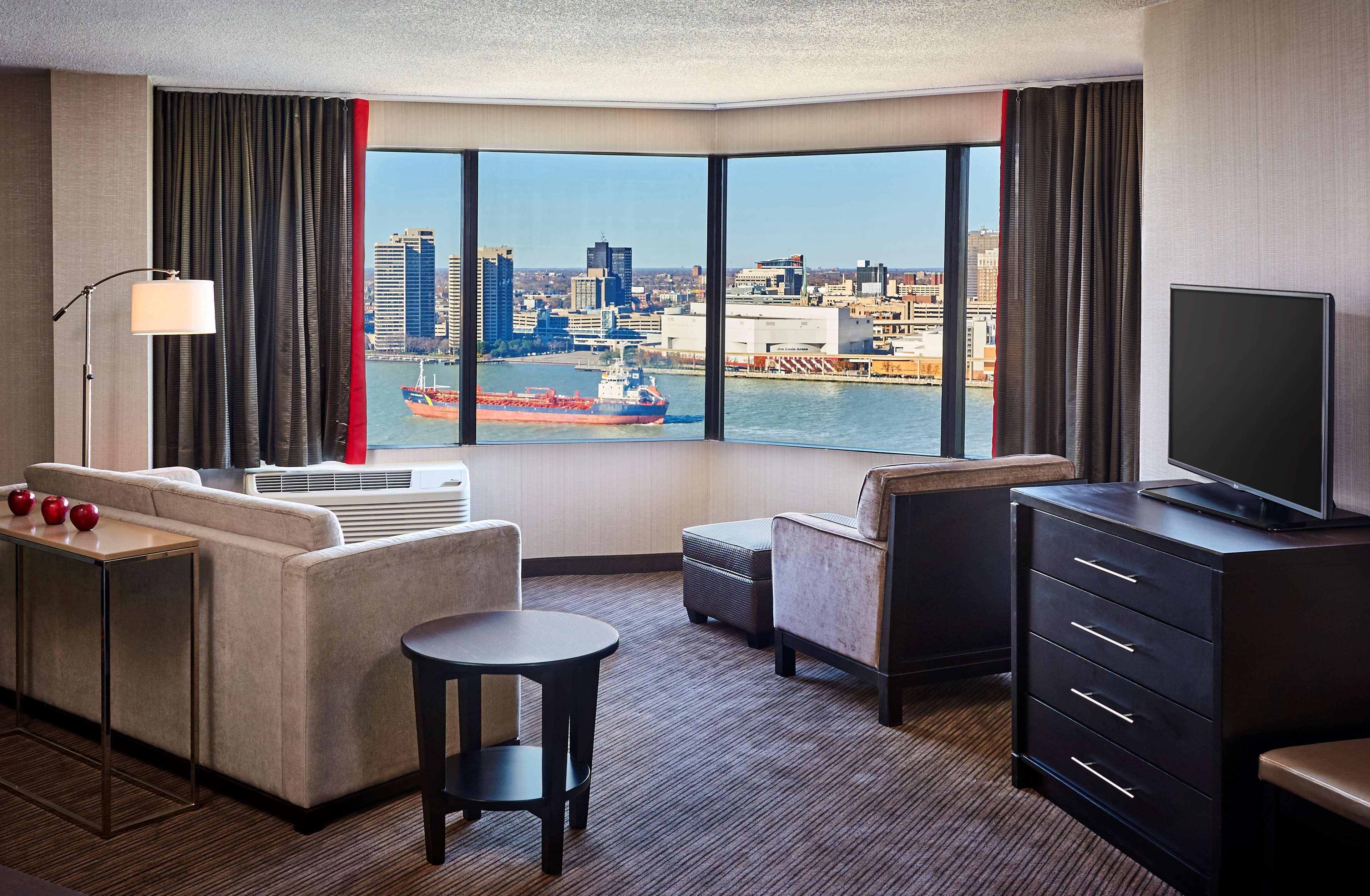 ווינדזור Best Western Plus Waterfront Hotel מראה חיצוני תמונה