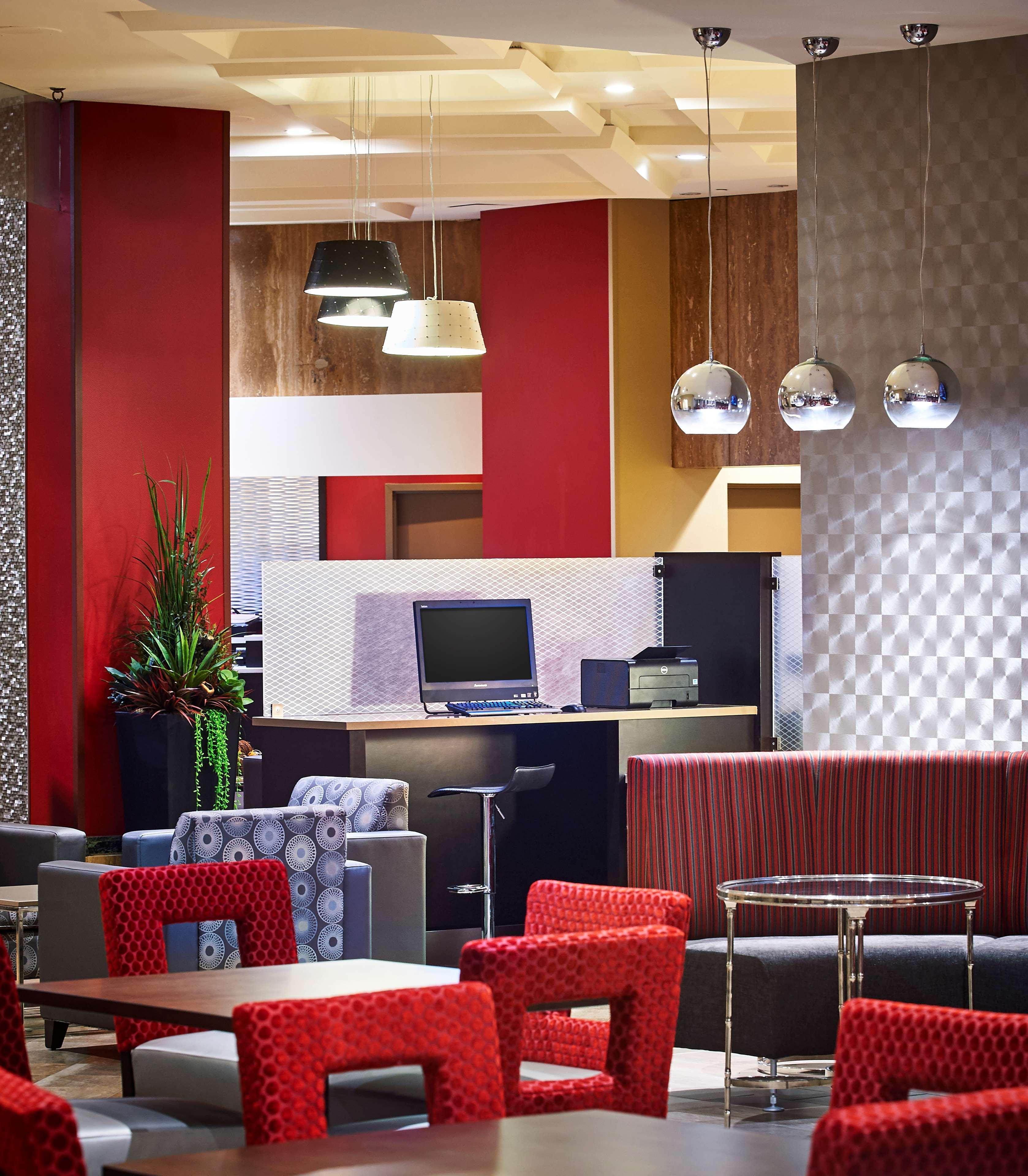 ווינדזור Best Western Plus Waterfront Hotel מראה חיצוני תמונה