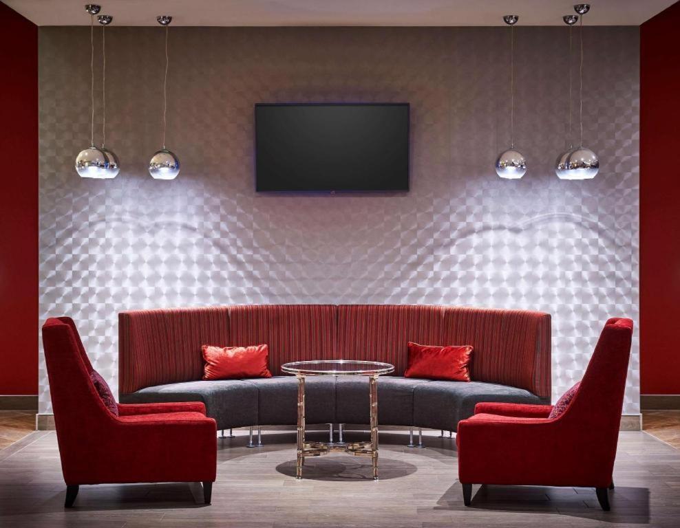 ווינדזור Best Western Plus Waterfront Hotel מראה חיצוני תמונה