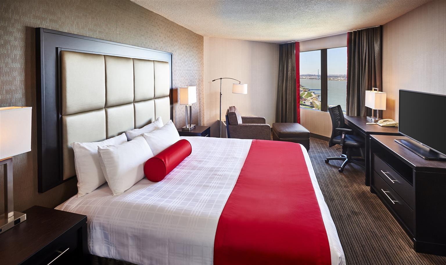 ווינדזור Best Western Plus Waterfront Hotel מראה חיצוני תמונה